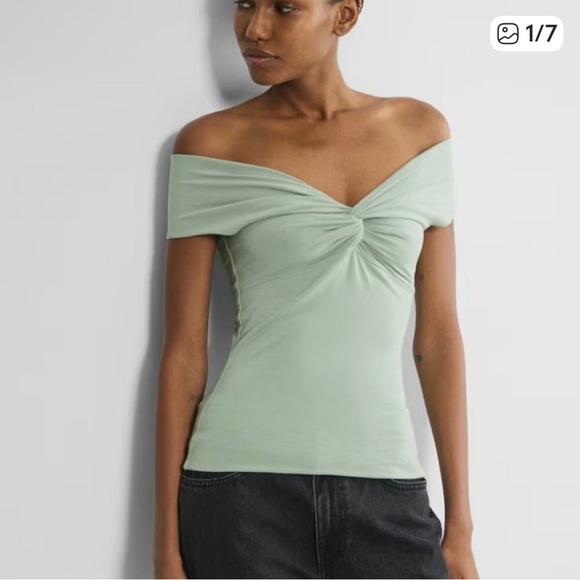 Aritzia Contour Twist Top - Picture 4 of 5